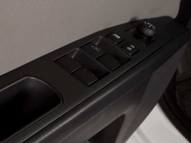 2010 Nissan Sentra 2.0 SR