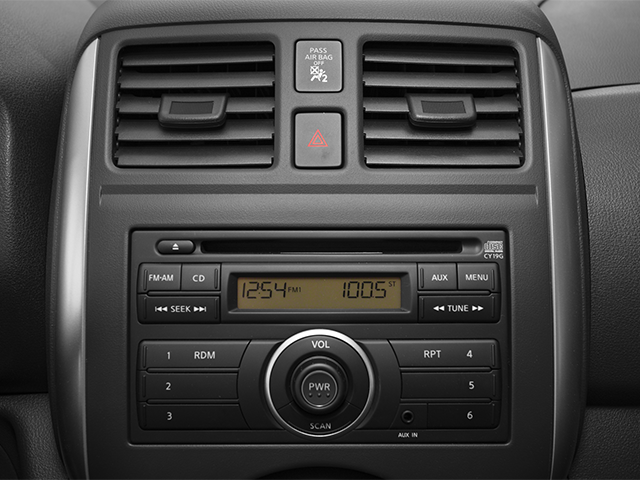2014 Nissan Versa SV