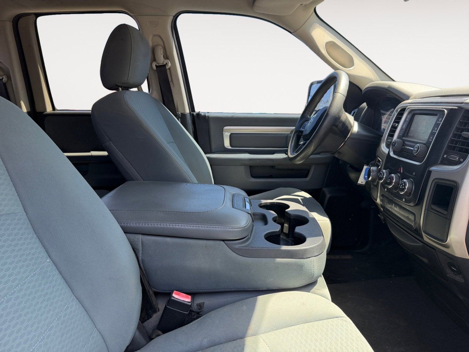 2015 RAM 1500 SLT