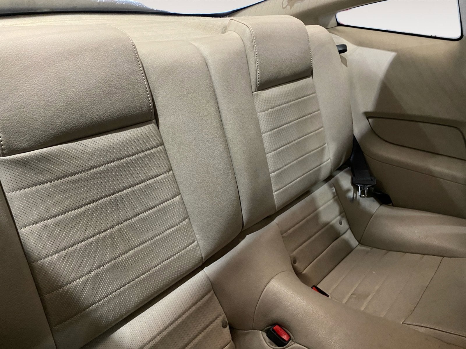 2010 Ford Mustang V6