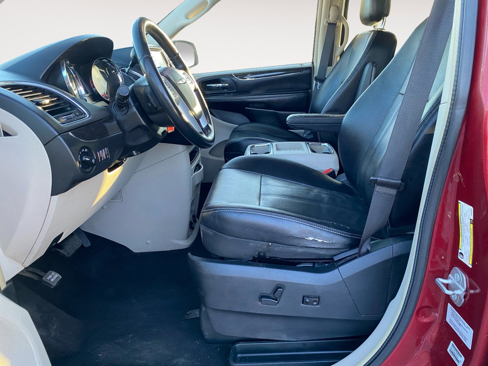 2015 Chrysler Town & Country Touring