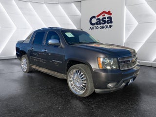2011 Chevrolet Avalanche LT