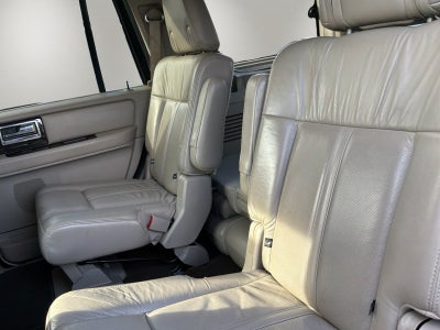 2015 Lincoln Navigator BASE