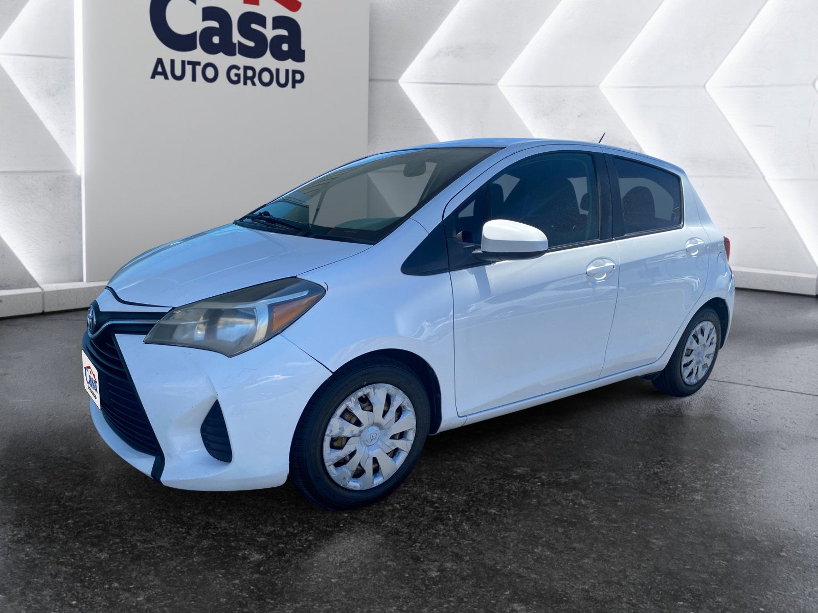 2015 Toyota Yaris L 5-Door AT