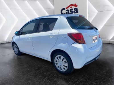 2015 Toyota Yaris L 5-Door AT
